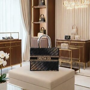 FASHION Navy And Tan Book Tote Handbag-NEW